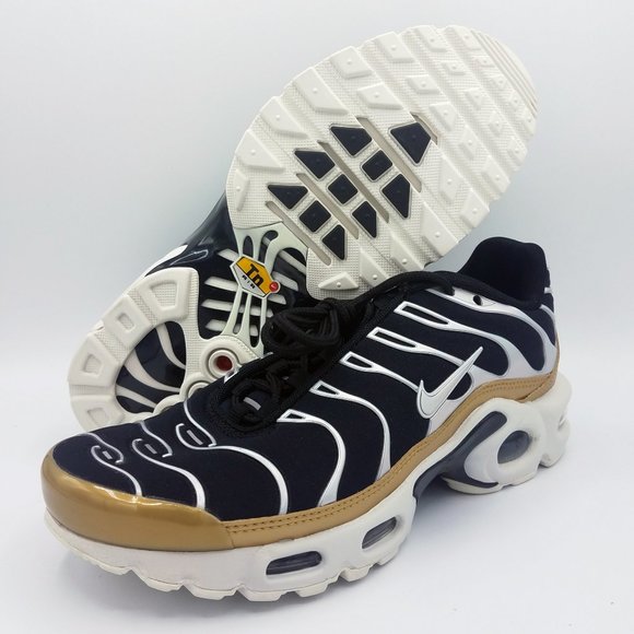 nike tn black and gold